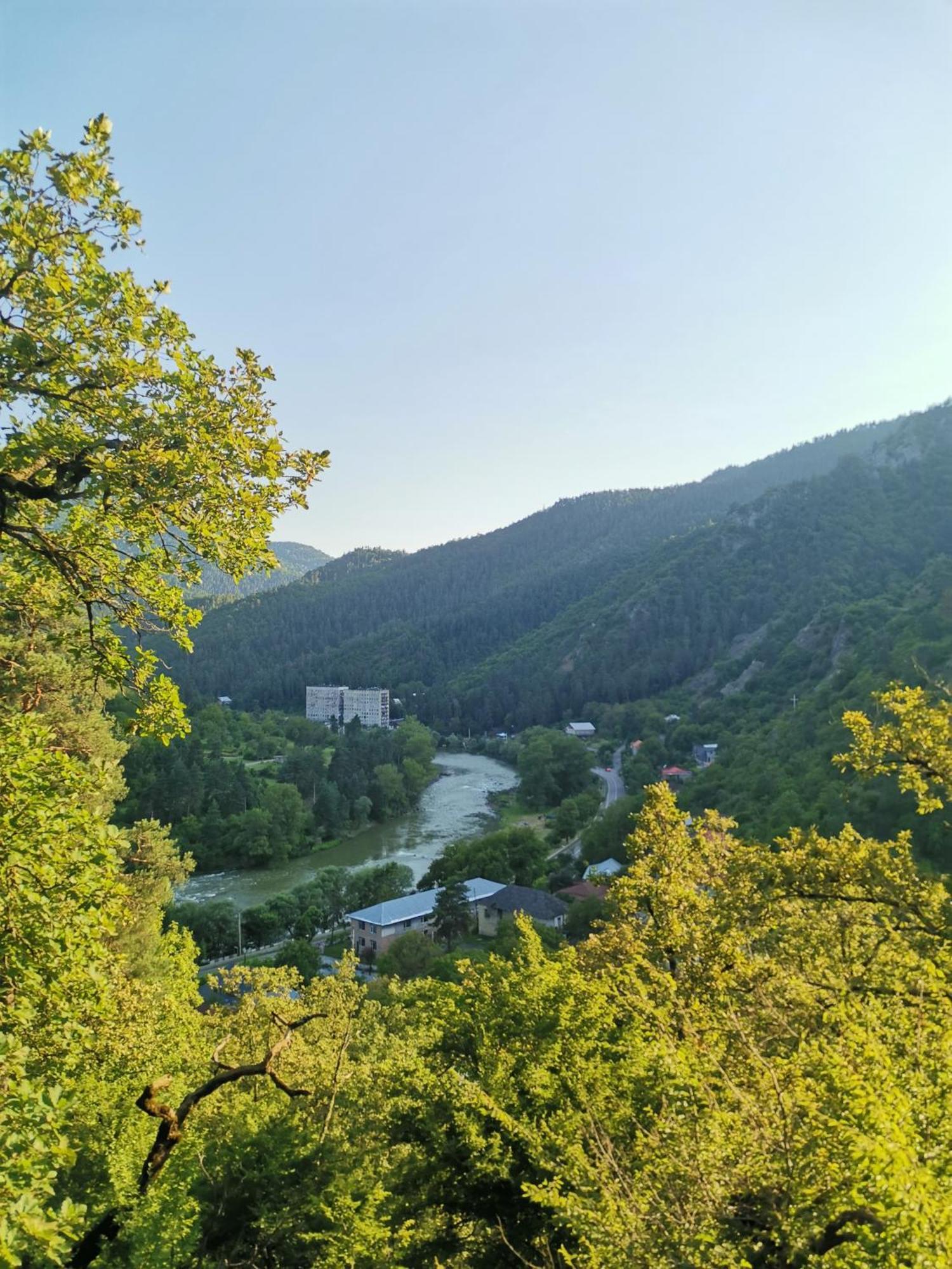 Guest House On Meskheti Боржоми Екстериор снимка