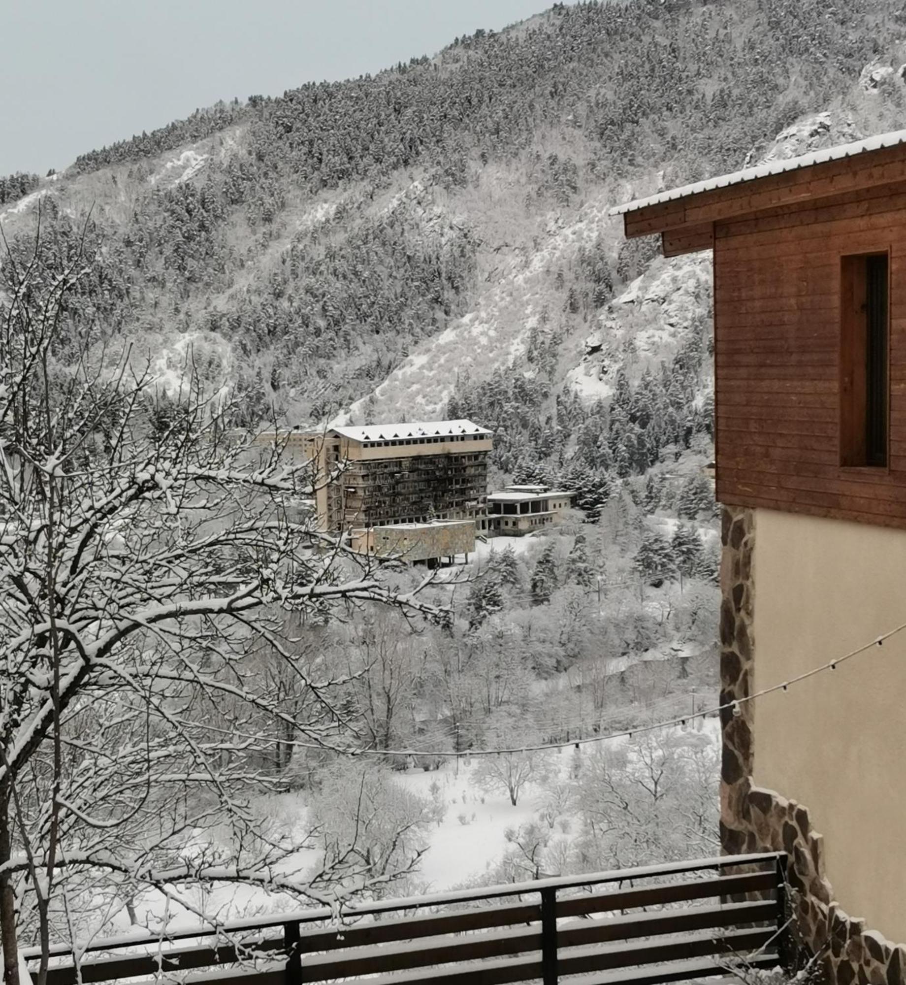 Guest House On Meskheti Боржоми Екстериор снимка