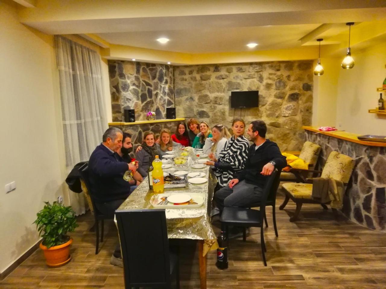 Guest House On Meskheti Боржоми Екстериор снимка