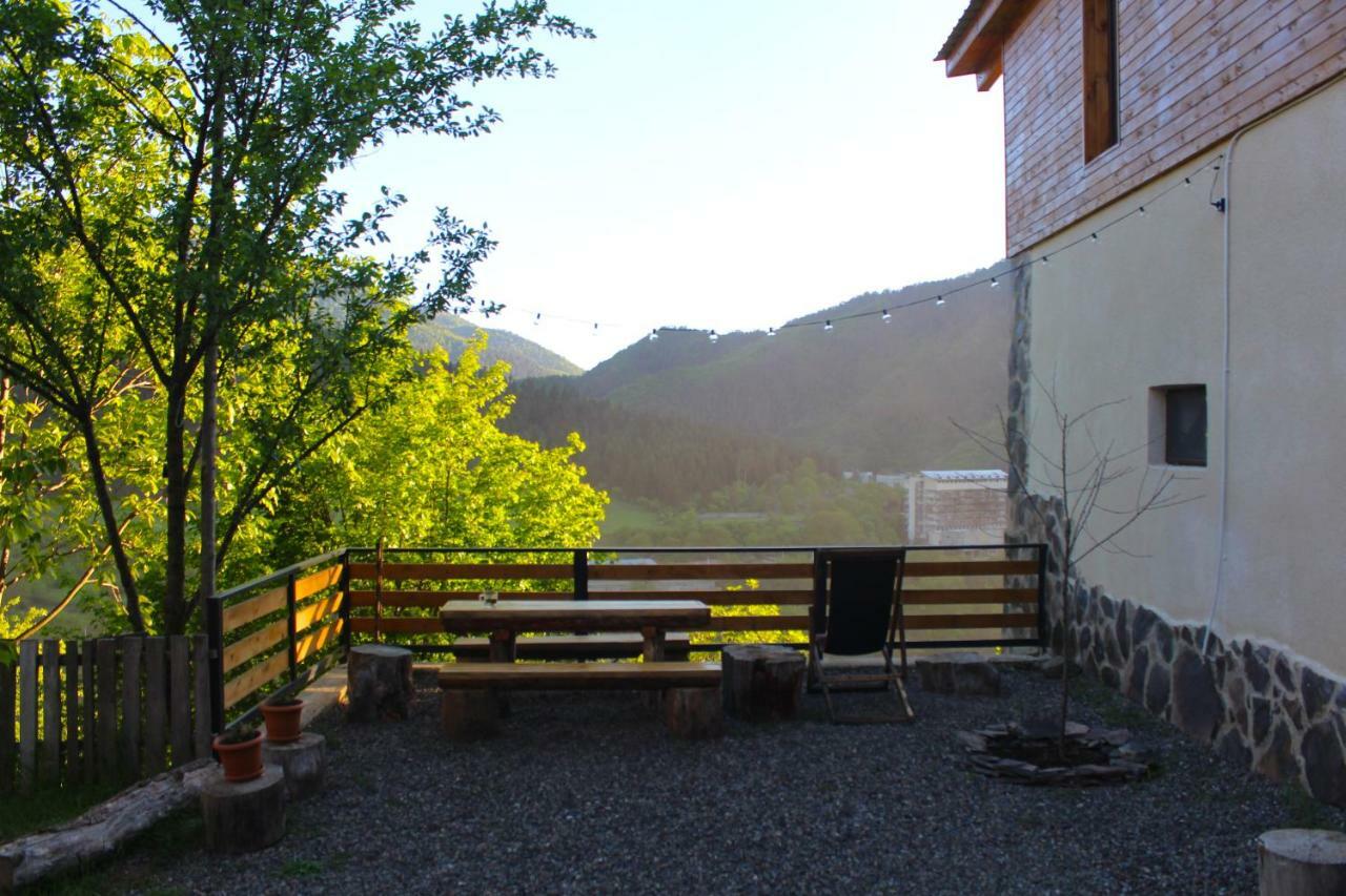 Guest House On Meskheti Боржоми Екстериор снимка